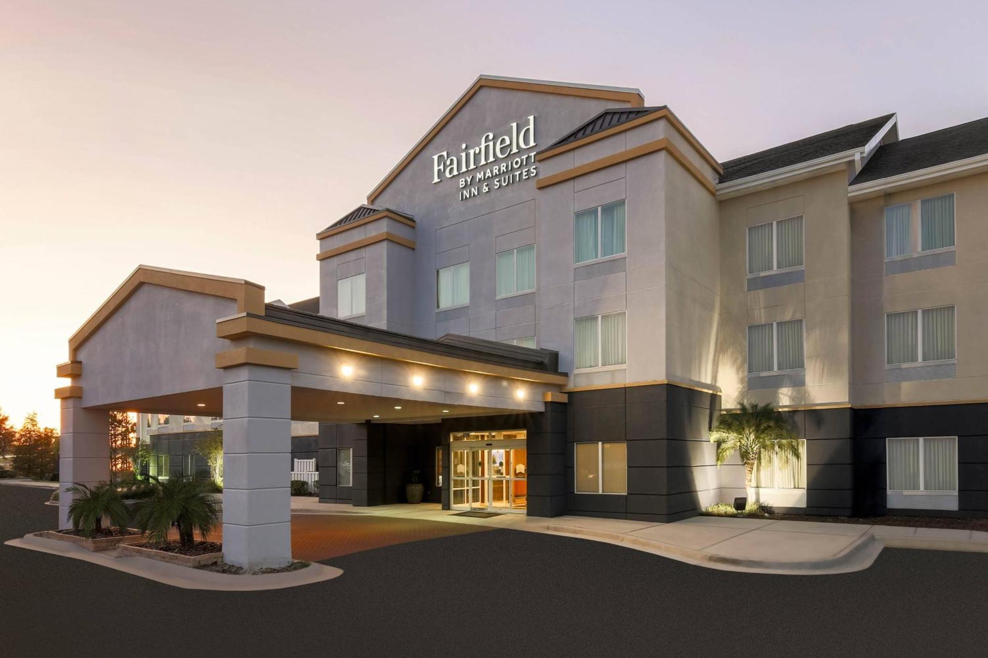 Fairfield Inn & Suites Tampa Fairgrounds/Casino Orient Park Exterior photo